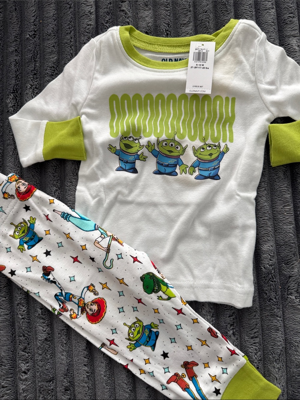 Old Navy White & Green Toy Story Graphic Kids Pajama Set